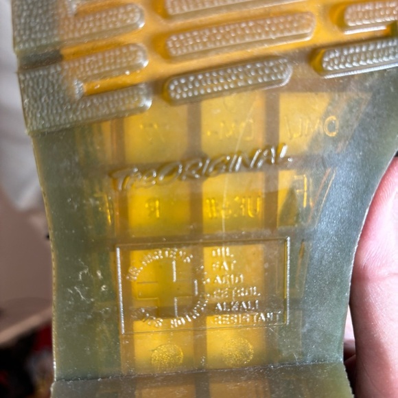 DR MARTENS Sz 8 Pascal Heart Sequin Embroidered Roses Leather Ankle Boots - Picture 7 of 10